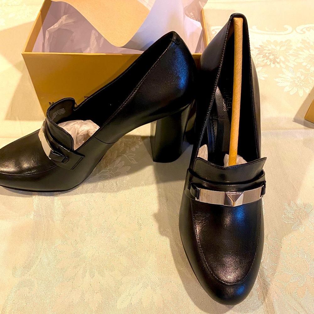 Michael Kors Black Pumps - Brand new!